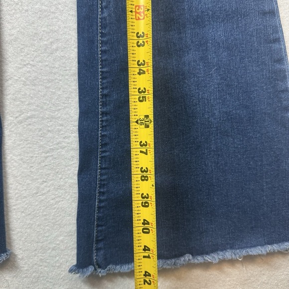 YMI Chloe High Rise Flare Jeans Women's Size 5 / 27 Blue Stretch Denim Cowgirl - Picture 11 of 15